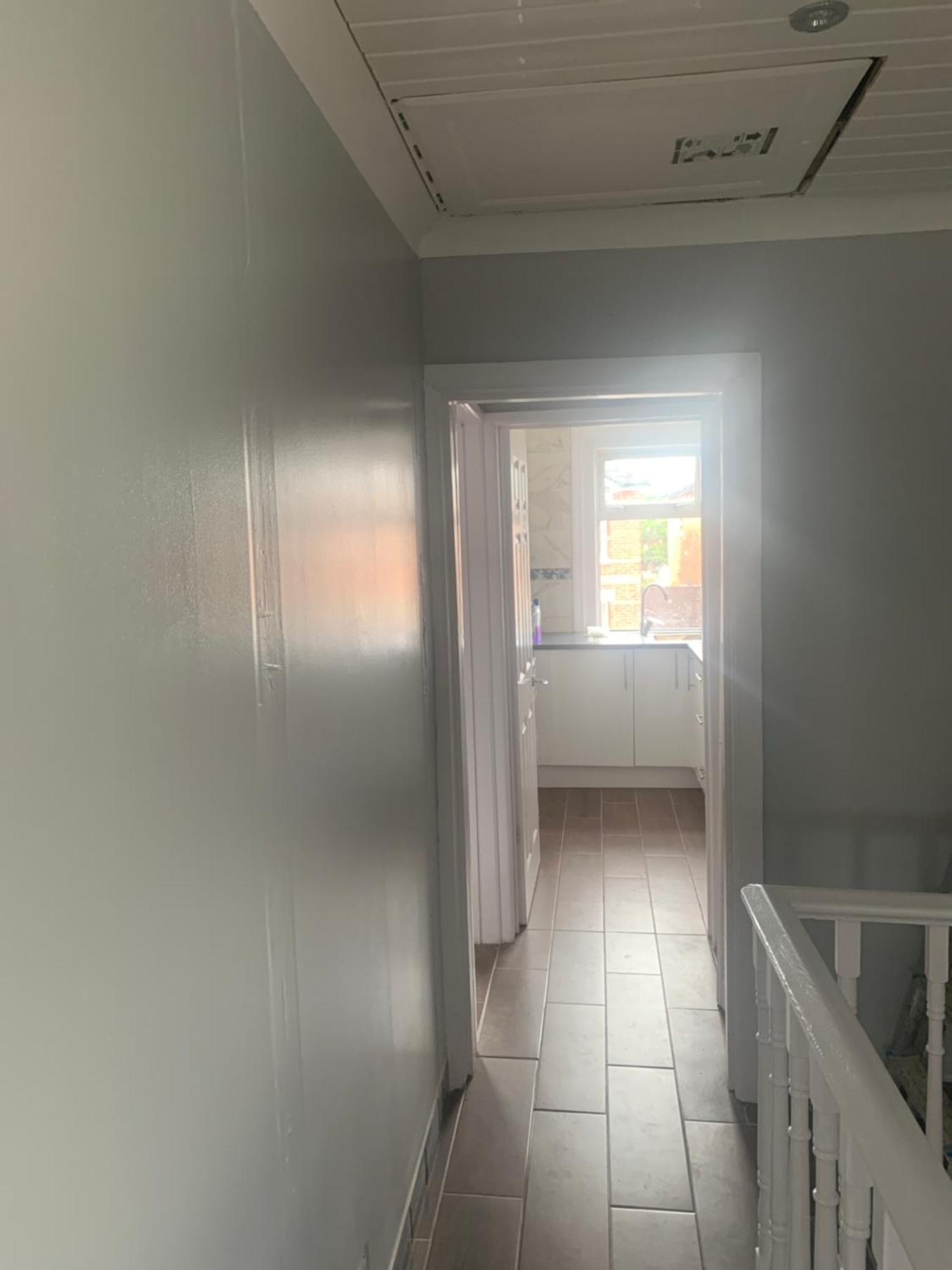 Apartment Modern And Sleek Ensuite-room With Double Bed *